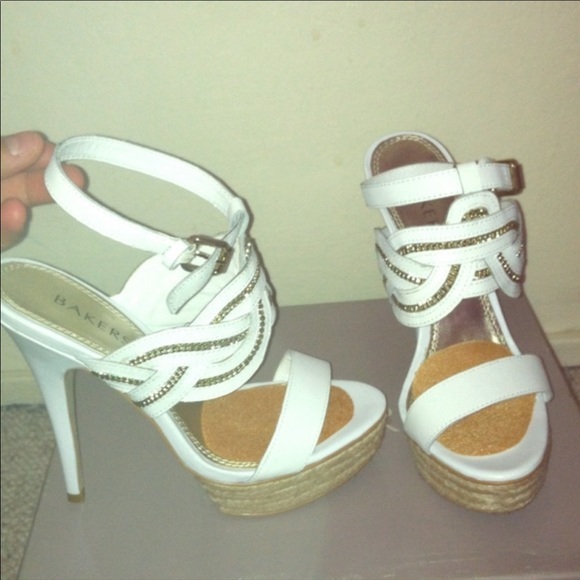 Bakers Shoes - Baker, white sandals
